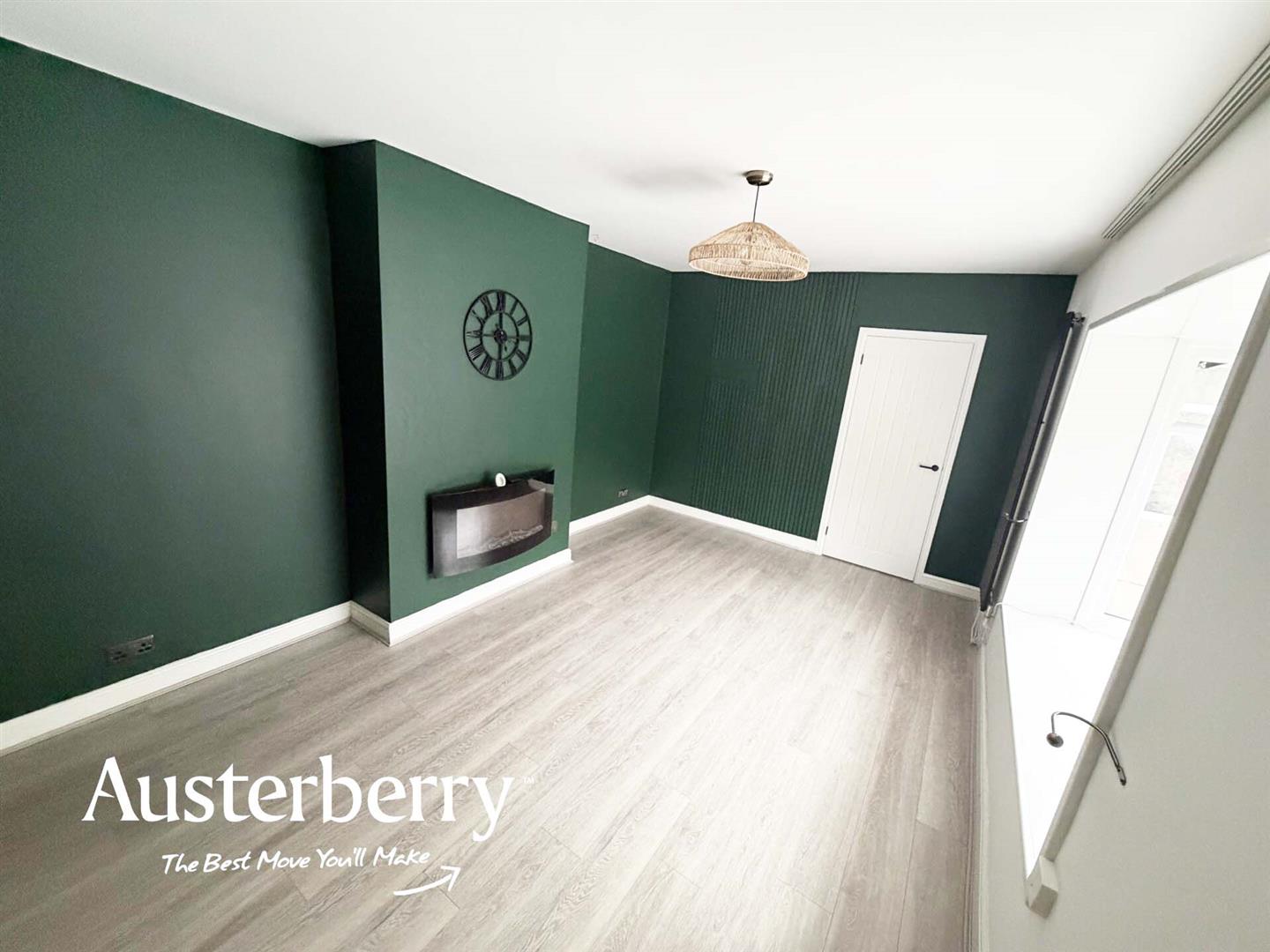 3 bed property in Dividy Road, Stoke-On-Trent